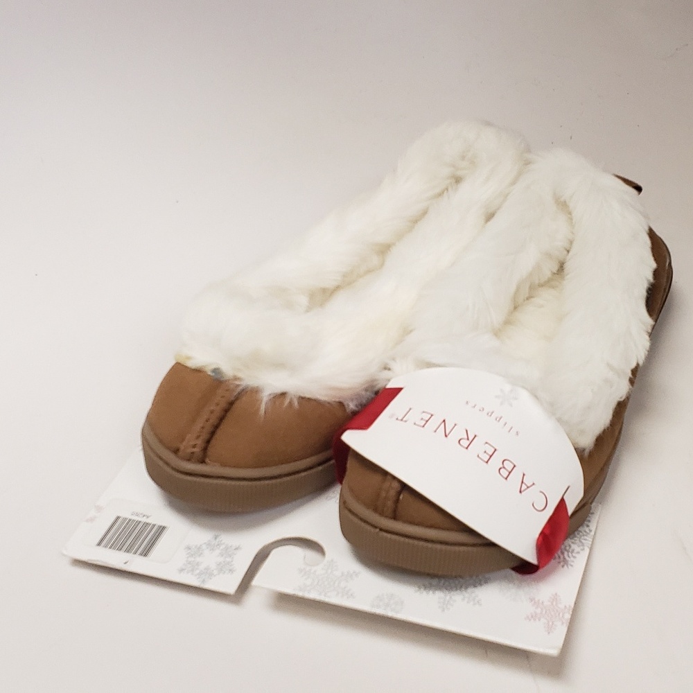 CABERNET 'DL671' Faux Fur Slippers